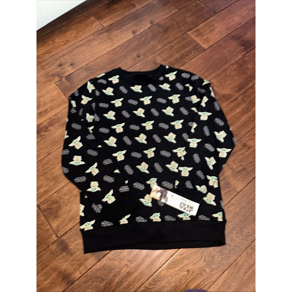 Star‎ Wars The Youth Rogu Baby Yoda All Over Graphic Sweatshirt Boys Size XL NWT